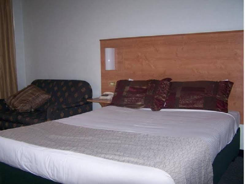 Econo Lodge Griffith Motor Inn Exterior photo