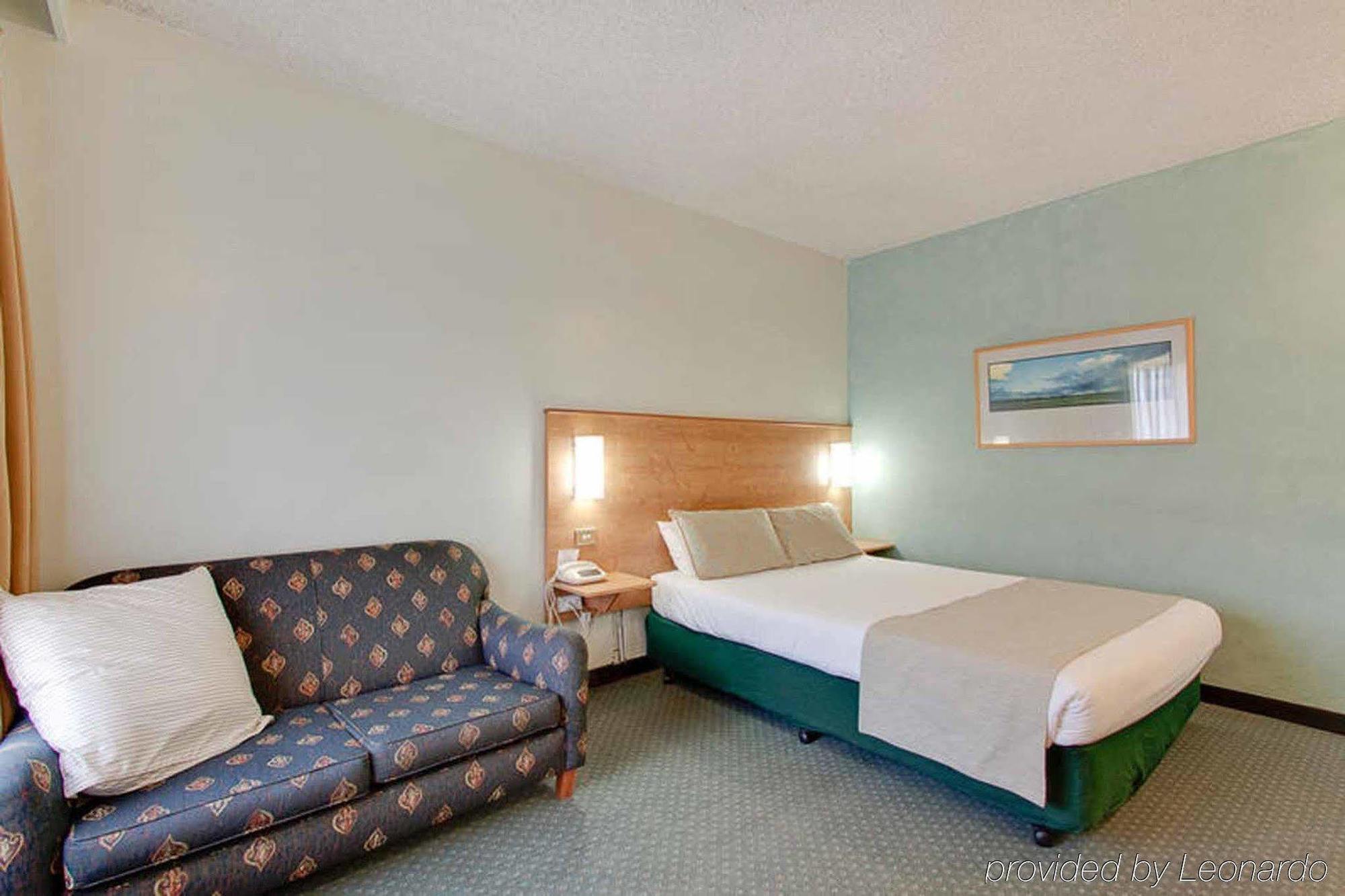 Econo Lodge Griffith Motor Inn Room photo
